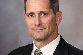 Seen & Heard: Physician, 'hockey dad' sticking up for the sport