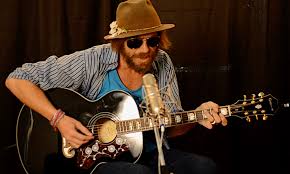 Folk Alley Sessions: Todd Snider, Backstage at the 2013 Green River  Festival - Folk Alley