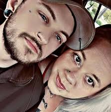 Hello, ladies! I need recommendations for an OB, I need this to lead to a  hysterectomy. I am 32, married, and have no kids. I have a severely messed  up uterus and