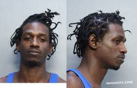 MACON DERRICK DWAYNE 09/01/2022