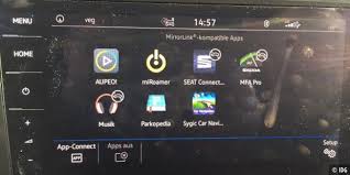 A list of apps installed on your phone that can open the file will appear. Mirrorlink Bringt Android Ins Auto Test Im Vw Bus Passat Polo Seat Skoda Toyota Pc Welt