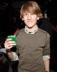 A particularly annoying burden for malcolm was his older brother reese. Erik Per Sullivan Bio Dewey From Malcom In The Middle Today