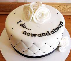 The 10 year birthday cake design ideas can become your consideration when developing about birthday cake. Pin By Doe Adeer On Cakes Wedding Anniversary Cakes Anniversary Cake Anniversary Cake Designs