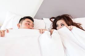 Bagi sebagian orang mimpi tentang mimpi melihat orang bersetubuh seringkali dianggap sebagai bunga tidur sehingga kadang diabaikan begitu saja. Tafsir Mimpi Berhubungan Intim Dengan Pacar Benarkah Pertanda Buruk Semua Halaman Suar