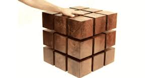 Dynamic Wooden Rubik S Cube Like Coffee Table By Rpr Mesa Flotante Disenos De Unas Mesa De Centro Madera