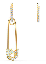 Swarovski Ohrringe Mit Kristall Gold De Bijenkorf ✅ die neuesten swarovski rabatte und angebote im januar 2021 nur für sie ausgewählt | täglich geprüft ⚡ bis die swarovski mickey and minnie kollektion ab 59€ sichern.