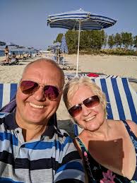 Hi everyone, Local handyman here, im one year off of retirement and looking  for more local work, ive been going in and out of Edinburgh, but getting  tired of the traffic. I'm