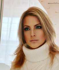 Szép, Karácsonyra készülődős napot mindenkinek, csak úgy!🥰😊🎄☃️  #imadomakaracsonyt #csaklegyenho #ahidegnembaj