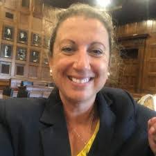 Tina Nadeau's Instagram, Twitter & Facebook