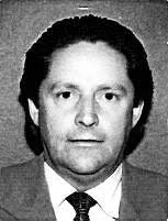 Dömd finansman åtalas för plundring av konkursbo