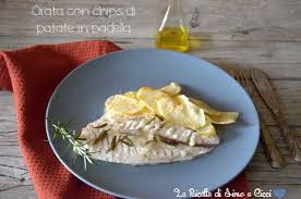 I filetti di orata in padella sono un secondo piatto light, saporito e velocissimo da preparare. Orata Con Chips Di Patate Ricetta Light Le Ricette Di Simo E Cicci