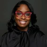 Charlotte Lipscomb's Instagram, Twitter & Facebook