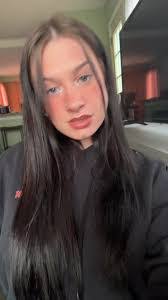 Miranda Mueller's Instagram, Twitter & Facebook