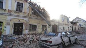 Lista dei terremoti aggiornata in tempo reale dall'osservatorio nazionale terremoti. Terremoto In Croazia Il Sindaco Di Petrinja Sembra Hiroshima Tra Le Macerie Bambini Salite A Sette Le Vittime Paura Anche A Verona La Stampa