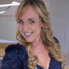 Looking for recommendations for an architect to do full plans for a modern  new build. Thank you.