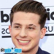 Ca sĩ nhạc pop Charlie Puth