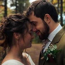 Callista Grace and Luke Owen Sims' Wedding Website