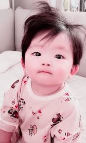 bebes igualitos a suga