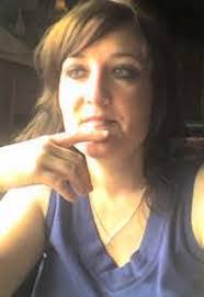 Muriel Hahn's Instagram, Twitter & Facebook