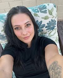 Erin Kuiper's Instagram, Twitter & Facebook