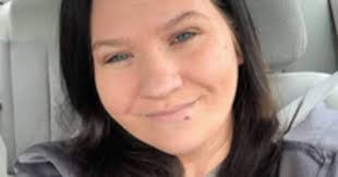 Krystal Osborne's Instagram, Twitter & Facebook