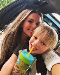 💫⭐️ f o u r ⭐️💫