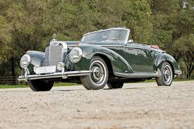 The paint is bright and shiny with no dings, dents or scratches. 1953 Mercedes Benz 300s Roadster Sports Car Market