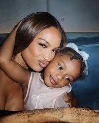 Deidre Tate's Instagram, Twitter & Facebook