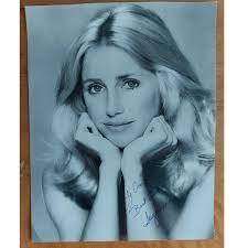 Mary Almand's Instagram, Twitter & Facebook