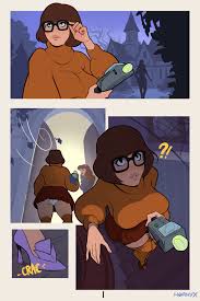 Velma and Daphne's spooky night 