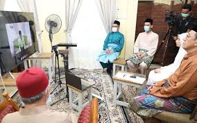 Nikmati pelayanan tidak terbandingkan dan penginapan yang sungguh bergengsi di grand hyatt kuala lumpur hotel. Jawi Anjur Akad Nikah Pertama Guna Sidang Video Free Malaysia Today Fmt