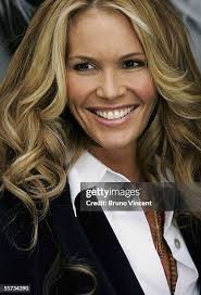 2,733 Elle Macpherson Portrait Stock Photos, High-Res Pictures, and Images 