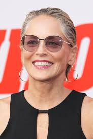 Sharon stones schonheitsgeheimnis ich bin nicht verruckt nur 52. Sharon Stone Steckbrief News Bilder Gala De