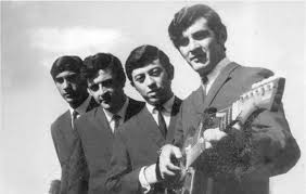 El músico argentino fue un referente del movimiento punk en nuestro país y américa latina al frente de los violadores, su banda creada en los años 80. El Maestro Olvidado De Los Angeles Negros La Tercera