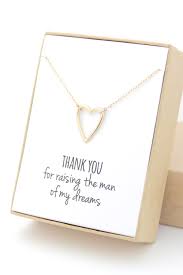 Birthday Gift For My Boyfriends Mom Gold Heart Necklace Heart Outline Necklace Small Heart Necklace Mother Of The Groom Gift Tha Small Boyfriend Gifts Mother Of The Groom Gifts Groom Gift