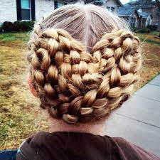 15 Valentine S Day Hairstyles That Are Straight Up Cute Not Cheesy Hair Styles Heart Hair Valentine Hair