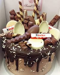 Love Cakes Forget About Your Boring Old Chocolate Cake We Have Awesome Ideas For Birthday Cakes For Grown Ups Here Crazy Cakes Yummy Cakes Creative Cakes