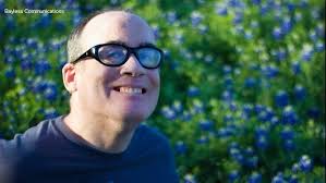 Former Chicago police officer Jim Crowley has died from his injuries from a  1987 crash. Officer Crowley was paralyzed when a drunk driver slammed into  his cruiser, injuring him and three other