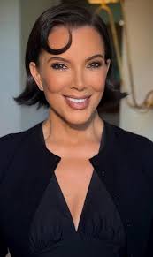 Ghislaine Maxwell got a glow up : r/KUWTKsnark