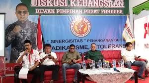 Dengan upaya menjaga persatuan dan kesatuan akan lebih meminimalisir keinginan untuk bertindak anarkis terhadap negara. Foreder Gelar Diskusi Publik Penanganan Gurita Radikalisme Intoleransi Dan Terorisme Tribunnews Com Mobile