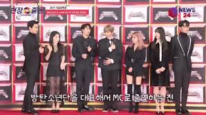 Fans Losing It Over Awkward Three Way Moment Between Jin Irene And Chanyeol Koreaboo Chanyeol Jin Irene