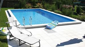 Schwimmteich Anlegen Tipps Und Wissenswertes Obi In 2020 Pool Selber Bauen Anleitung Garten Pool Selber Bauen Pool Selber Bauen