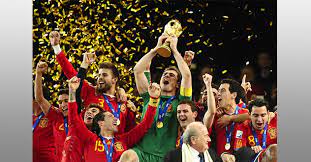 Présentation de l'équipe d'espagne, double championne d'europe de football et championne du monde 2010. Euro 2016 L Ile De Re Accueillera T Elle L Espagne Re A La Hune