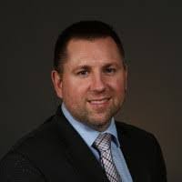 Derek Goss's Instagram, Twitter & Facebook