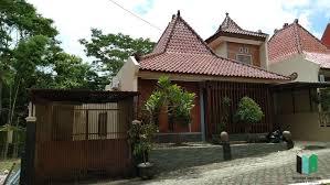 Setiap sambungan didesain agar mampu memperkuat sambungan lainya sehingga tingkat kekuatannya lebih terjamin. Renovasi Interior Dan Rumah Joglo Mrs Sinta Di Yogyakarta Niscaya Arsitek