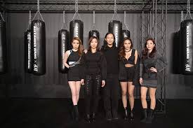 Doors close today (saturday) at 6pm at the alexander wang sample sale. Alexander Wang X H M Shanghai Launch Event Nitrolicious Com