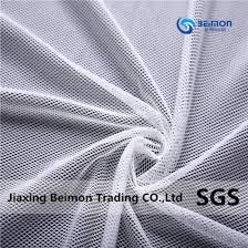 Version tricot en laine, plus léger en coton ou raffiné en cachemire, il saura être le compagnon vestimentaire idéal avant les grands froids d'hiver ou pendant les fraîches soirées d'été. Chine Le Nylon Spandex Maille Losange Du Tissu Pour La Lingerie Tissu A Mailles Extensibles Acheter Tissu A Mailles Sur Fr Made In China Com