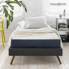 Machine washable and dryer safe cover is designed like a. 3 Evencor Gelplus Novaform