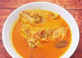 Masakan gulai kepala kakap memang lezat, banyak orang setia untuk menyantap masakan gulai ini. Resep Gulai Kepala Ikan Kakap Khas Padang Yang Enak Banget