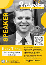 Zoe Auer's Instagram, Twitter & Facebook